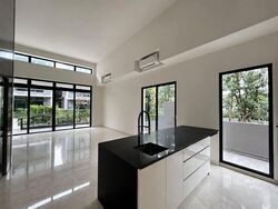 Belgravia Ace (D28), Terrace #574554661